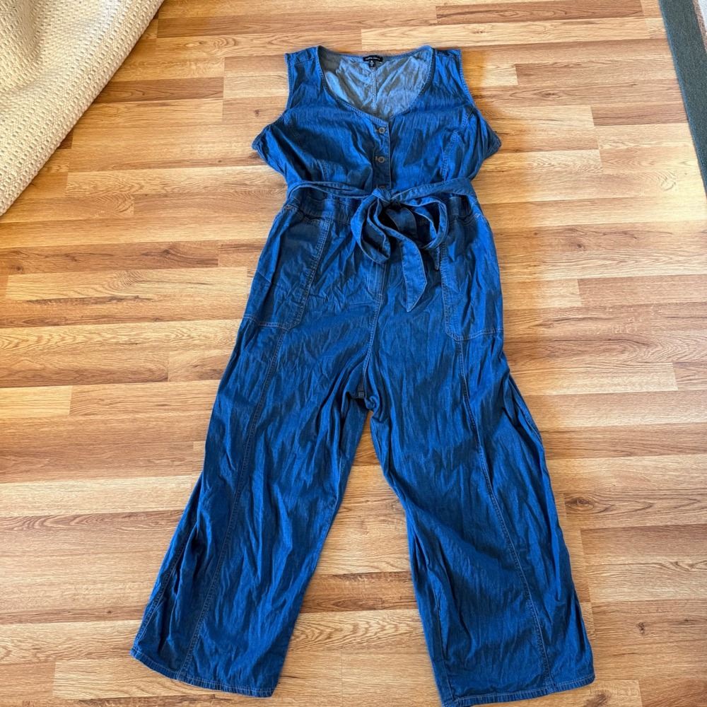 Universal Standard Chambray Jumpsuit XL (US 4X 26–28) Plus Size Belted Wide Leg